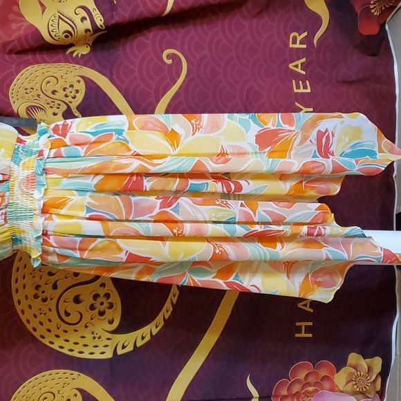 Vince Camuto sun dress - Picture 3 of 8